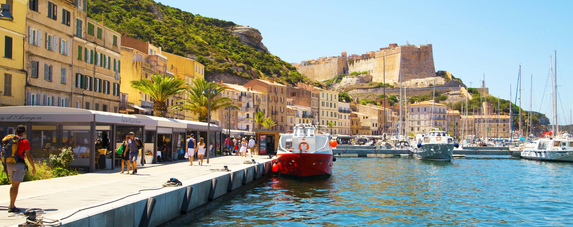 Le port de Bonifacio et ses restaurants